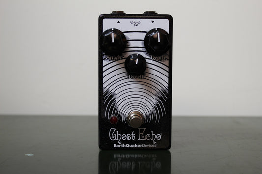 EarthQuaker Devices Ghost Echo V3 Vintage Voiced Reverb
