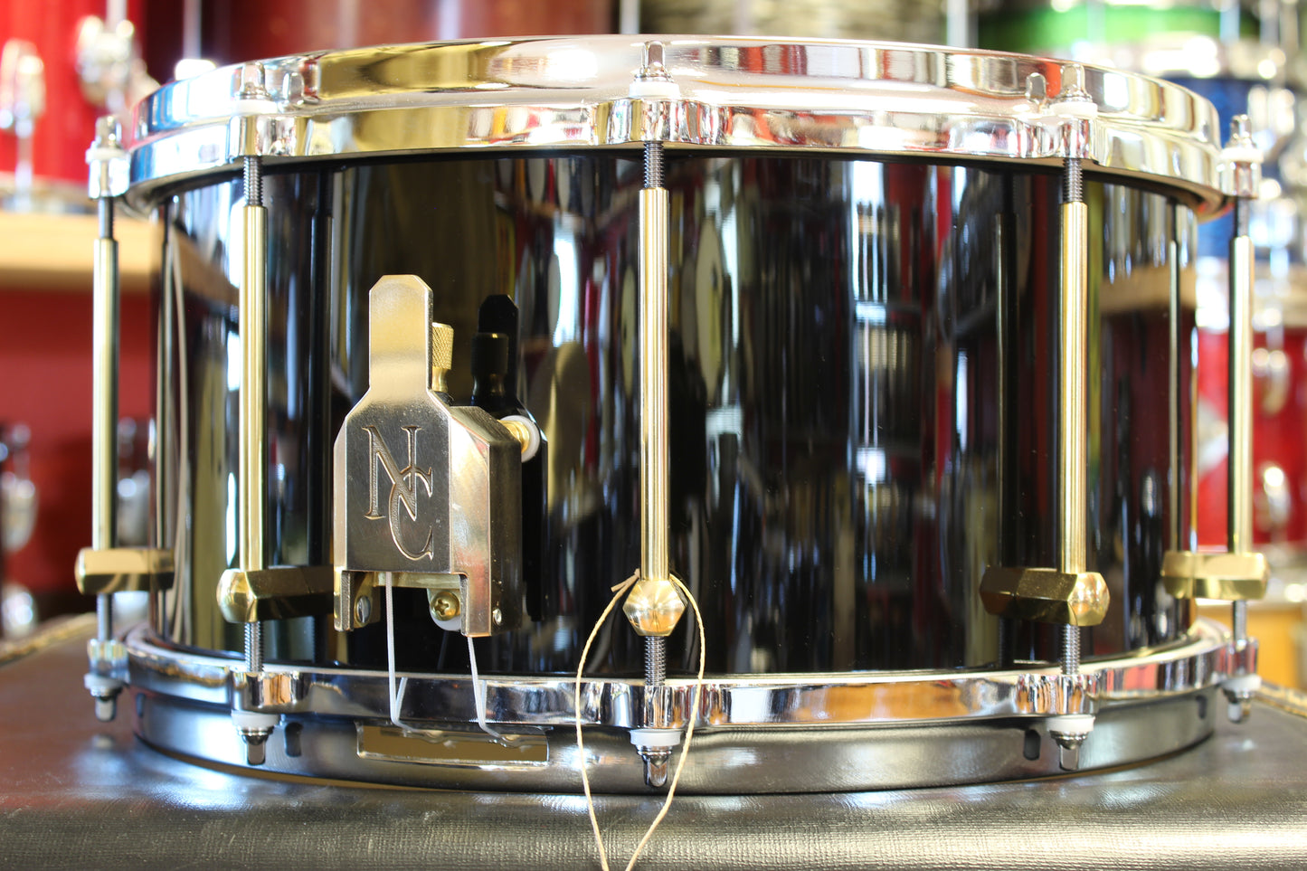 Noble & Cooley 7"x14" Solid Shell Maple in Black High Gloss