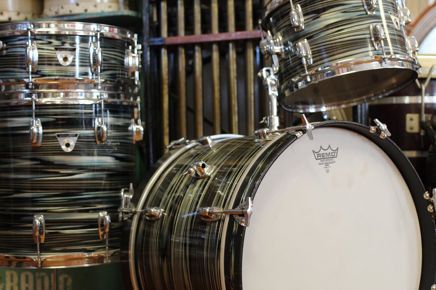 1970's Ludwig Standard S-300 in Blue Strata 14x20 14x14 5x14 8x12