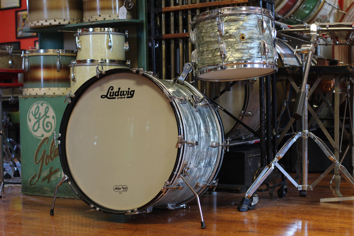 1955 WFL Swing Outfit in Sky Blue Pearl 14"x22" 9"x13"