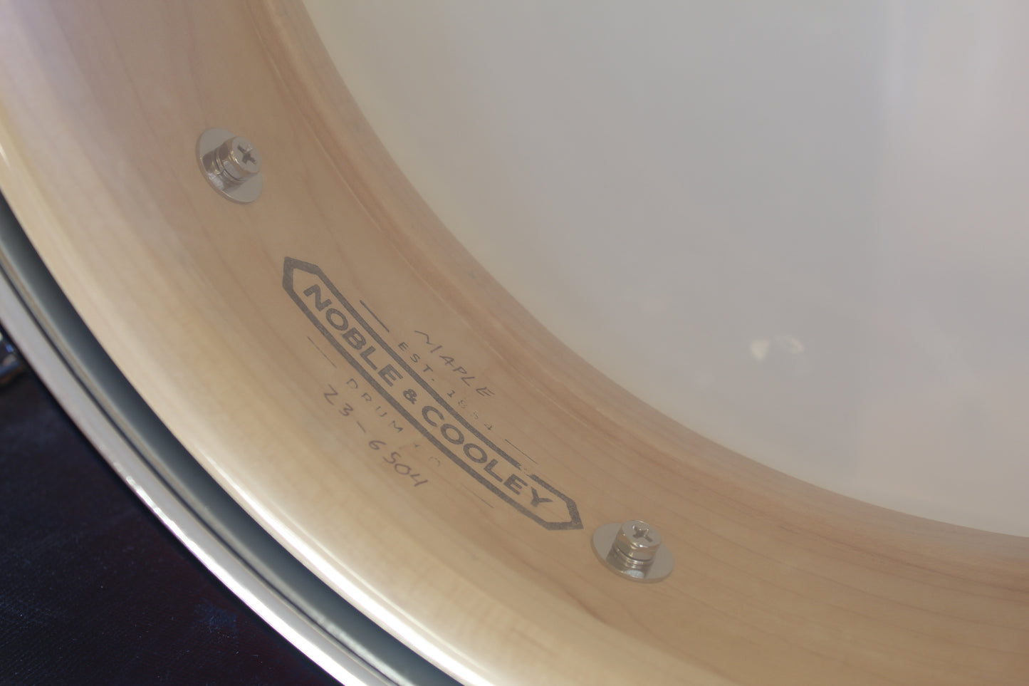Noble & Cooley 3.875x14 Solid Shell Maple in White High Gloss