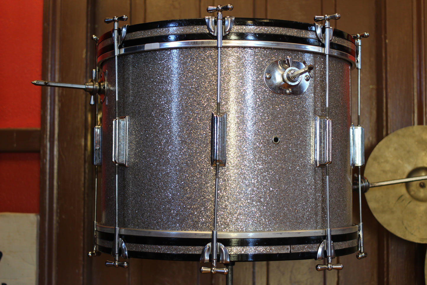 1960's Rogers Tower in Sparkling Silver Pearl 14x20 & 8x12