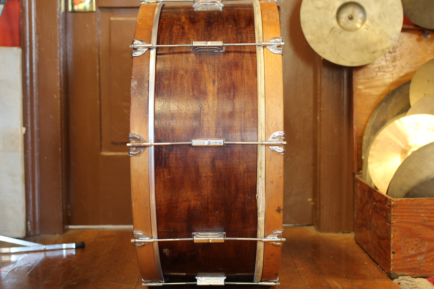 1960's Leedy 'Scotch Type' Bass Drum in Mahogany 10"x26"
