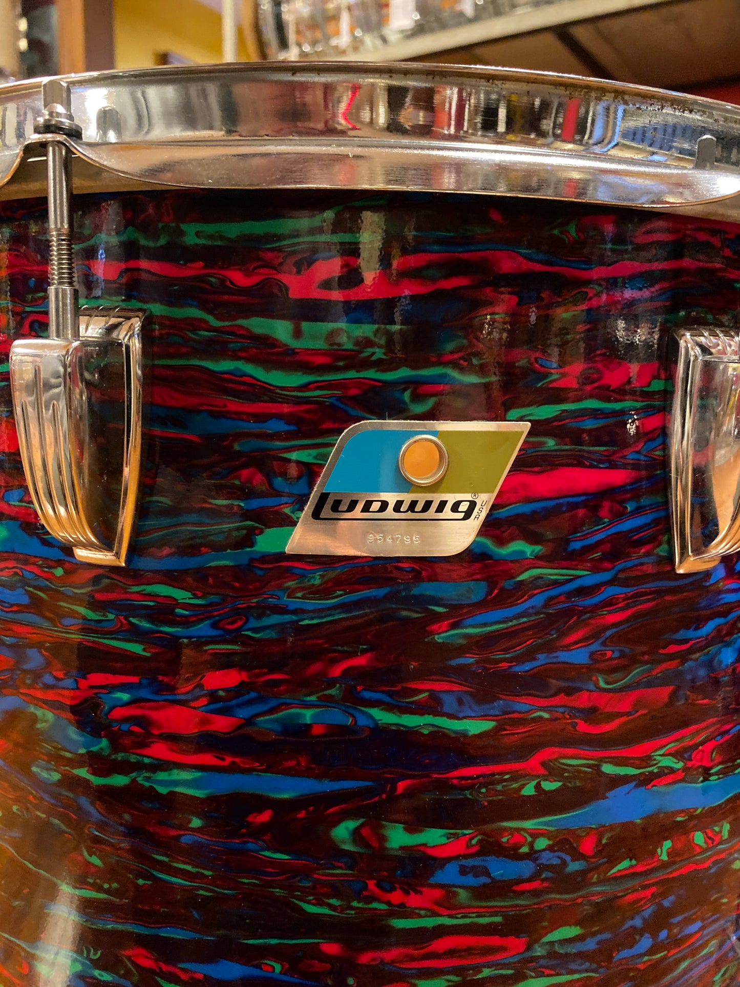 1976 Ludwig Super Classic in Psychedelic Red 14x22 16x16 9x13