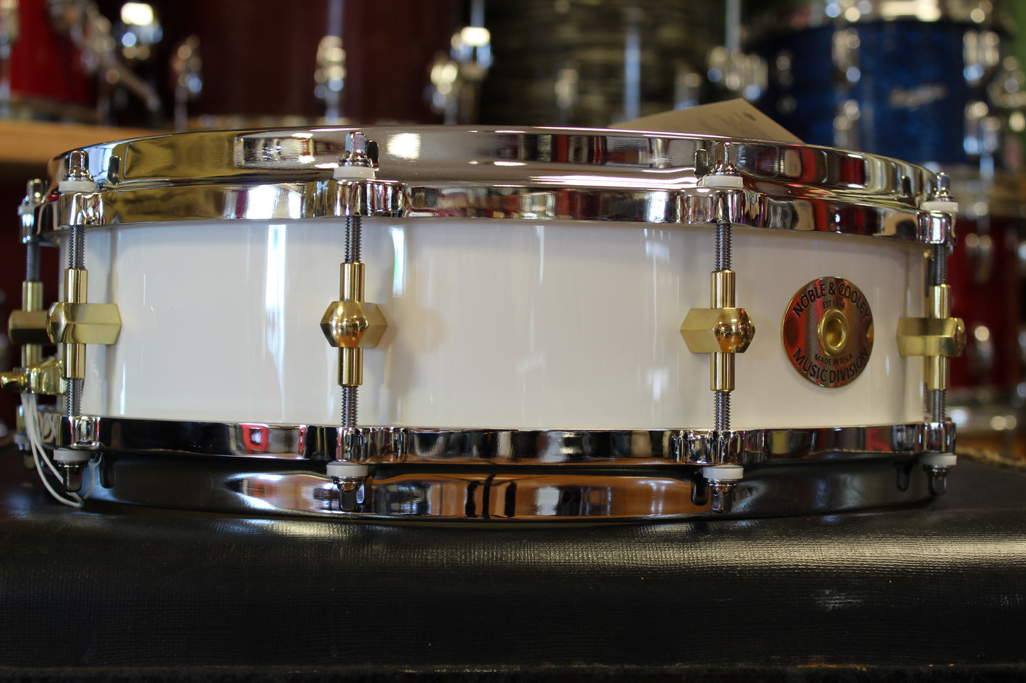 Noble & Cooley 3.875x14 Solid Shell Maple in White High Gloss
