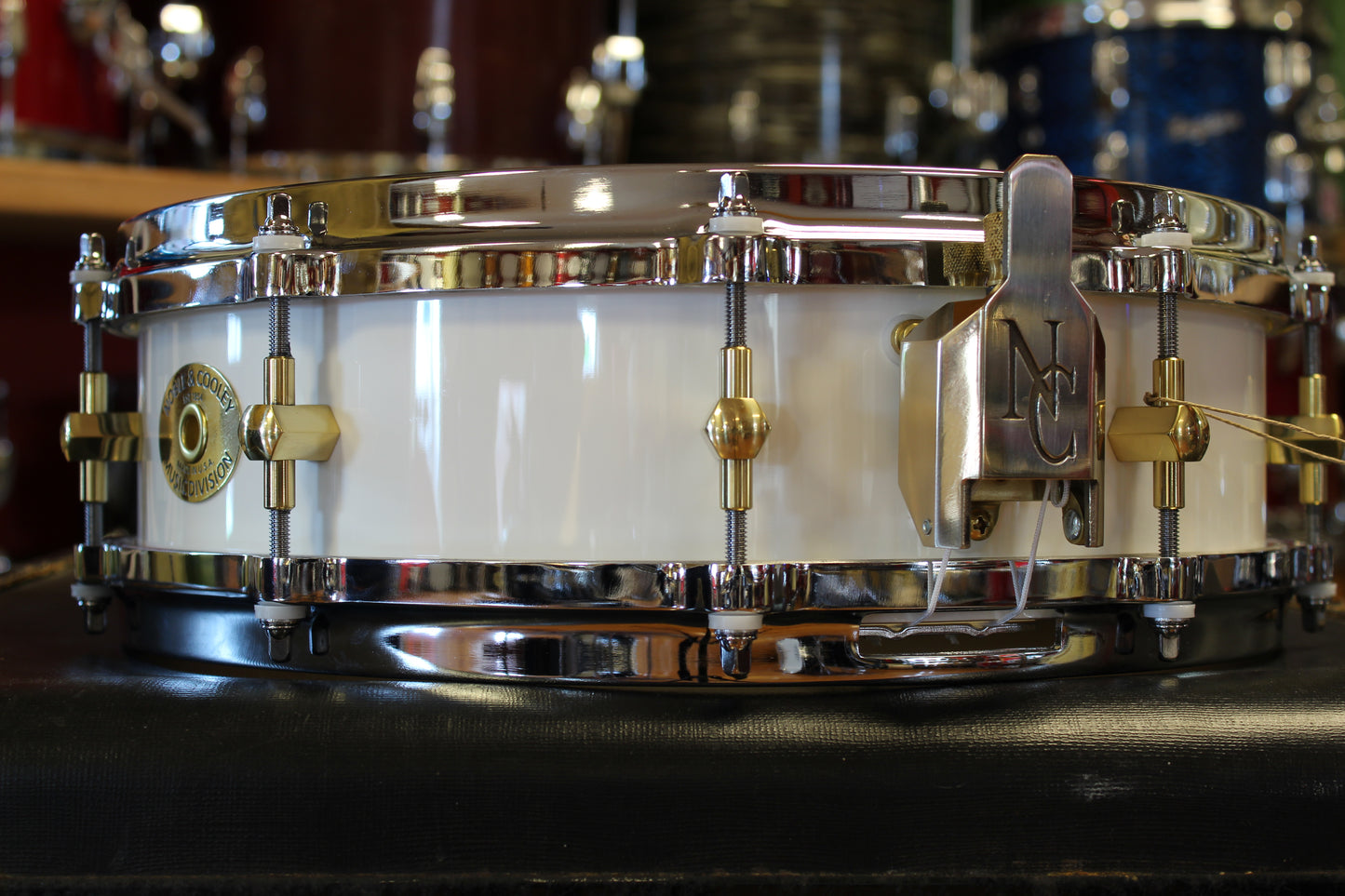 Noble & Cooley 3.875x14 Solid Shell Maple in White High Gloss