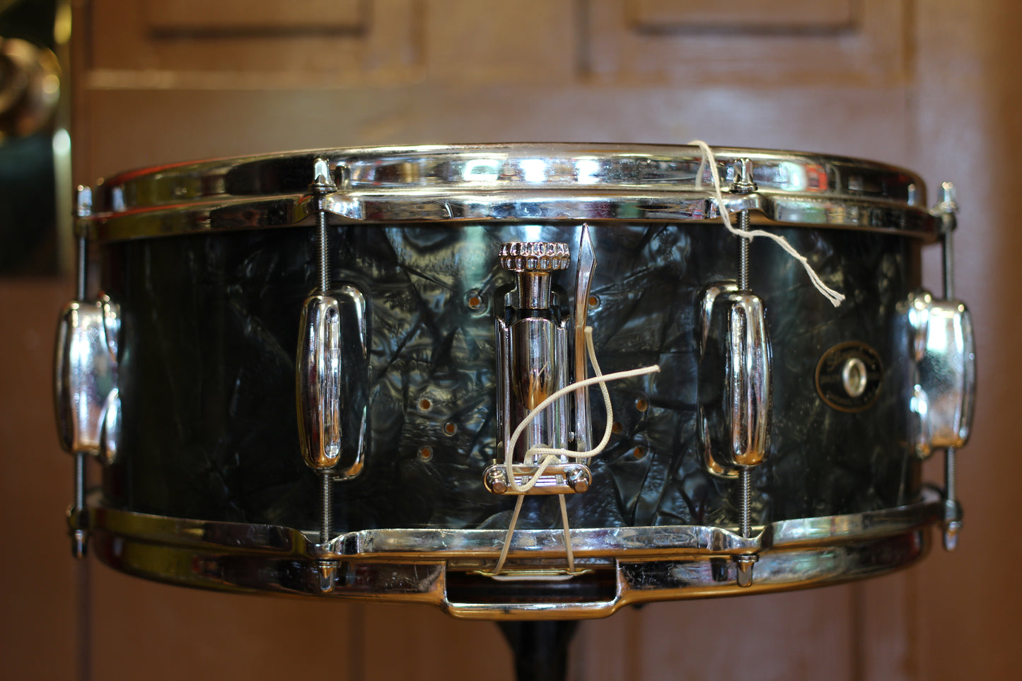 1960's Slingerland Radioking 5.5"x14" Solid Shell Snare Drum in Black Diamond Pearl