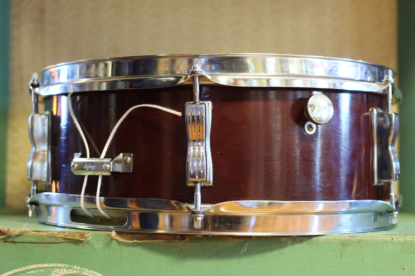 1970 Ludwig 5"x14" Pioneer in Natural Mahogany