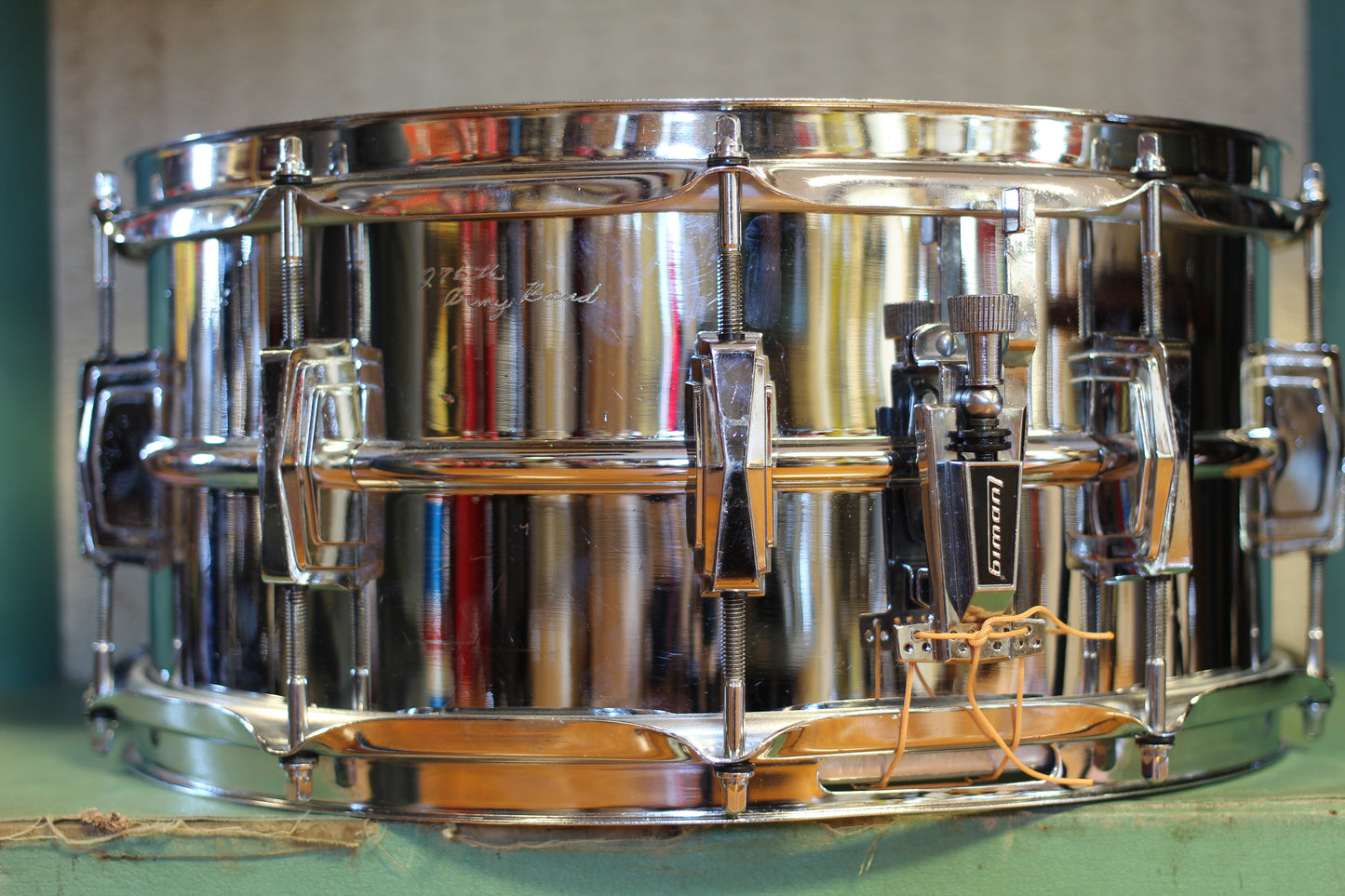 1970's Ludwig LM402 Supraphonic 6.5"x14" Serial #1030866