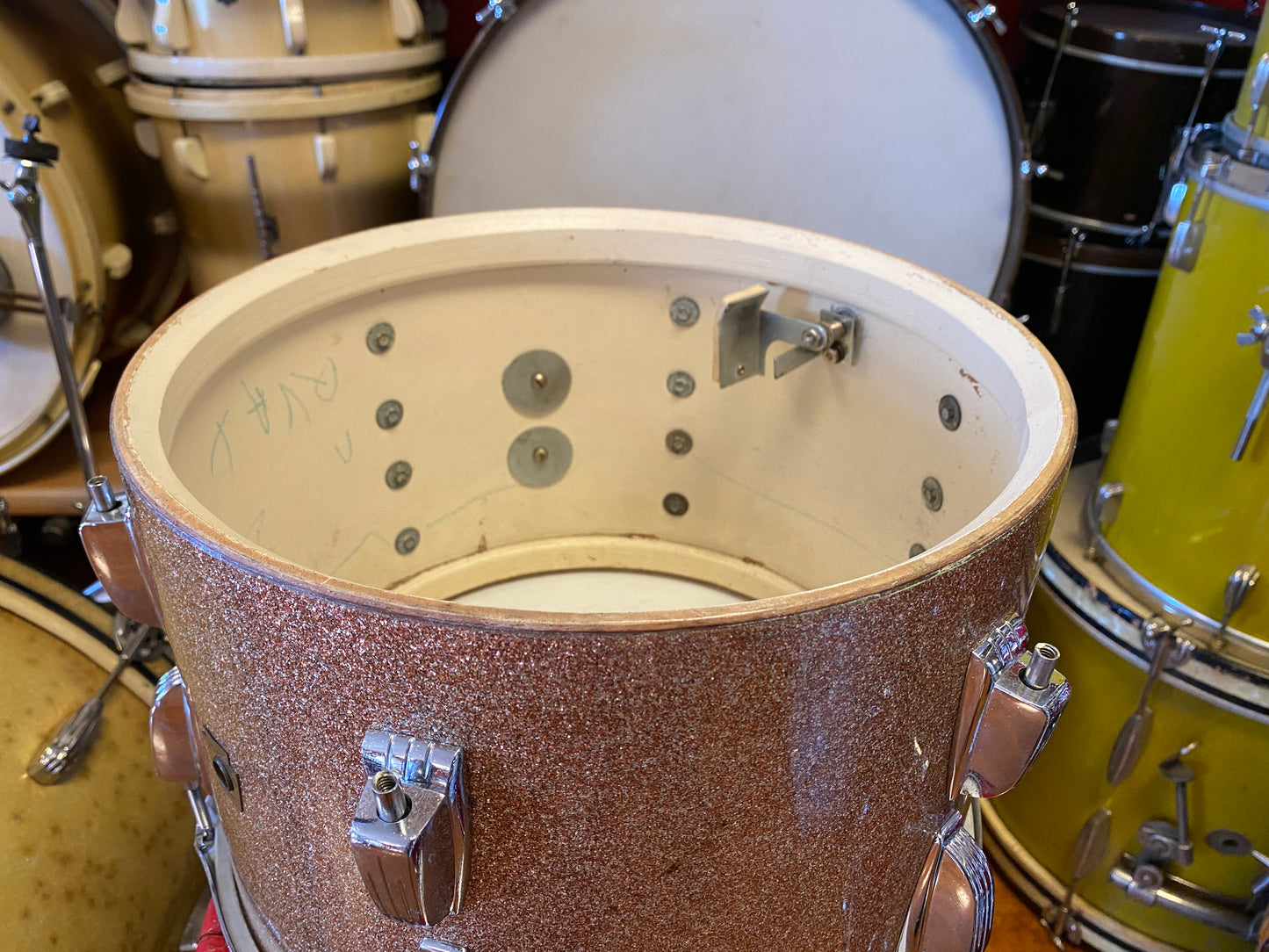 1968 Ludwig 'Superbeat' in Champagne Sparkle 9x13 16x16 14x20