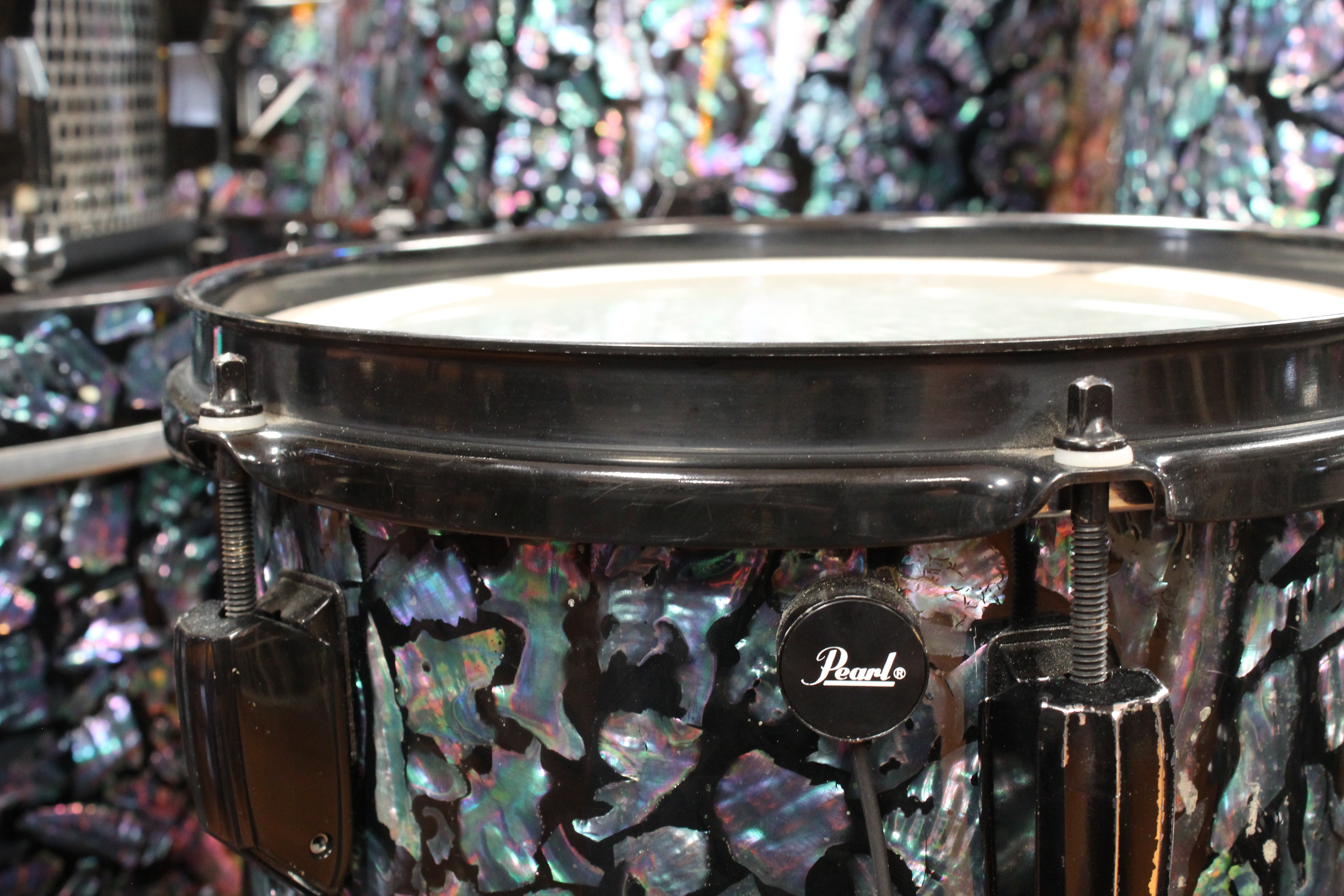 1991 Pearl Zenithal Resonator Kit in Mother of Pearl Drum Kit