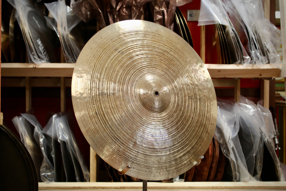 Timothy Roberts 22" Roots Ride 2491g
