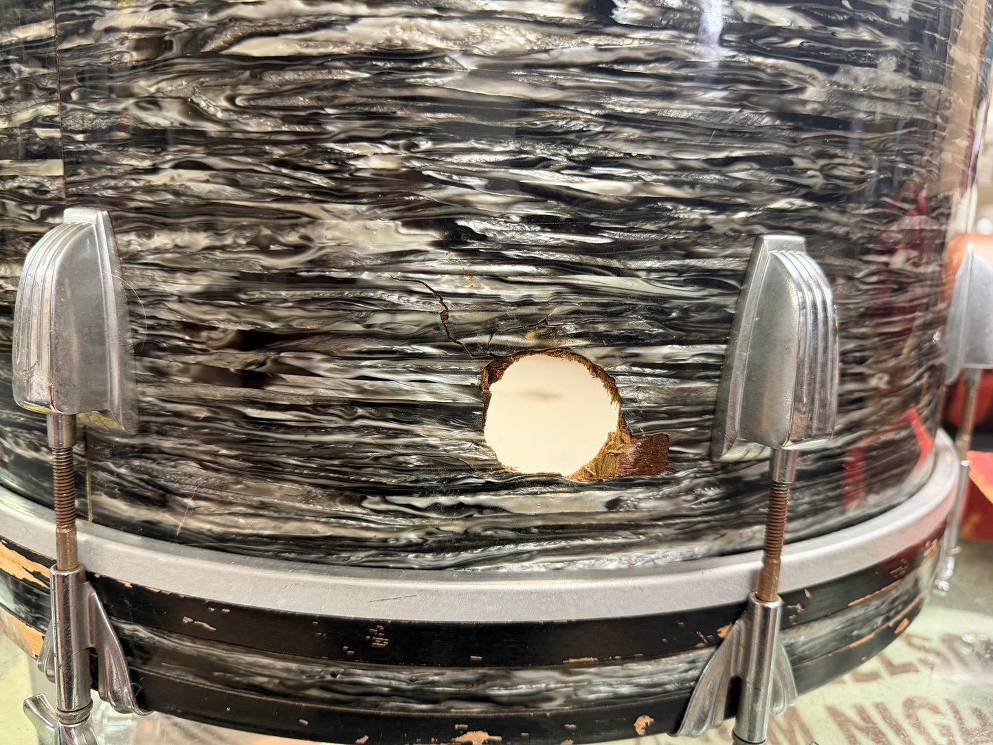 1959/60 Ludwig 14x20 Transition Badge Bass Drum in Black Oyster Pearl