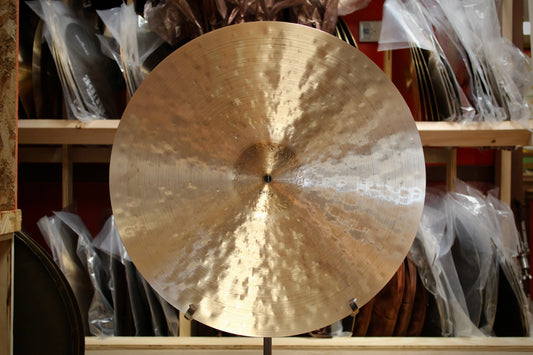 Timothy Roberts 22" Landmark Ride 2415g