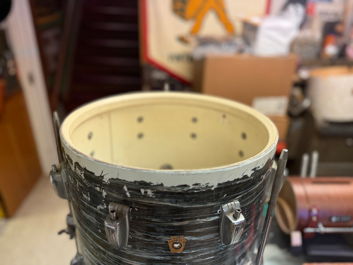1960s Ludwig 14x14 Floor Tom in Oyster Blue Pearl