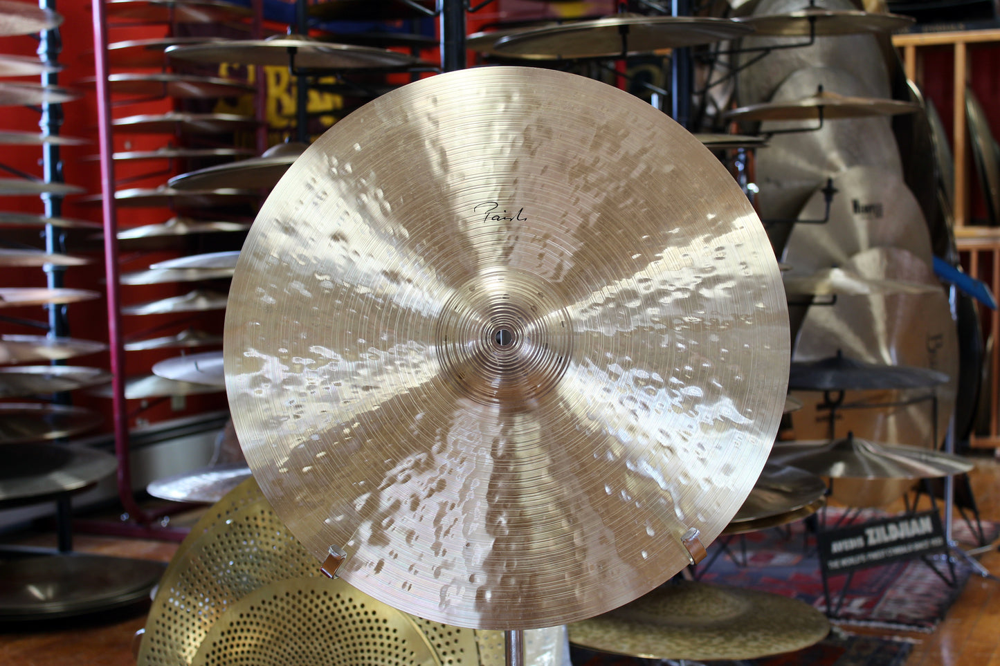 Used Paiste 18" Signature Traditionals Thin Crash 1310g