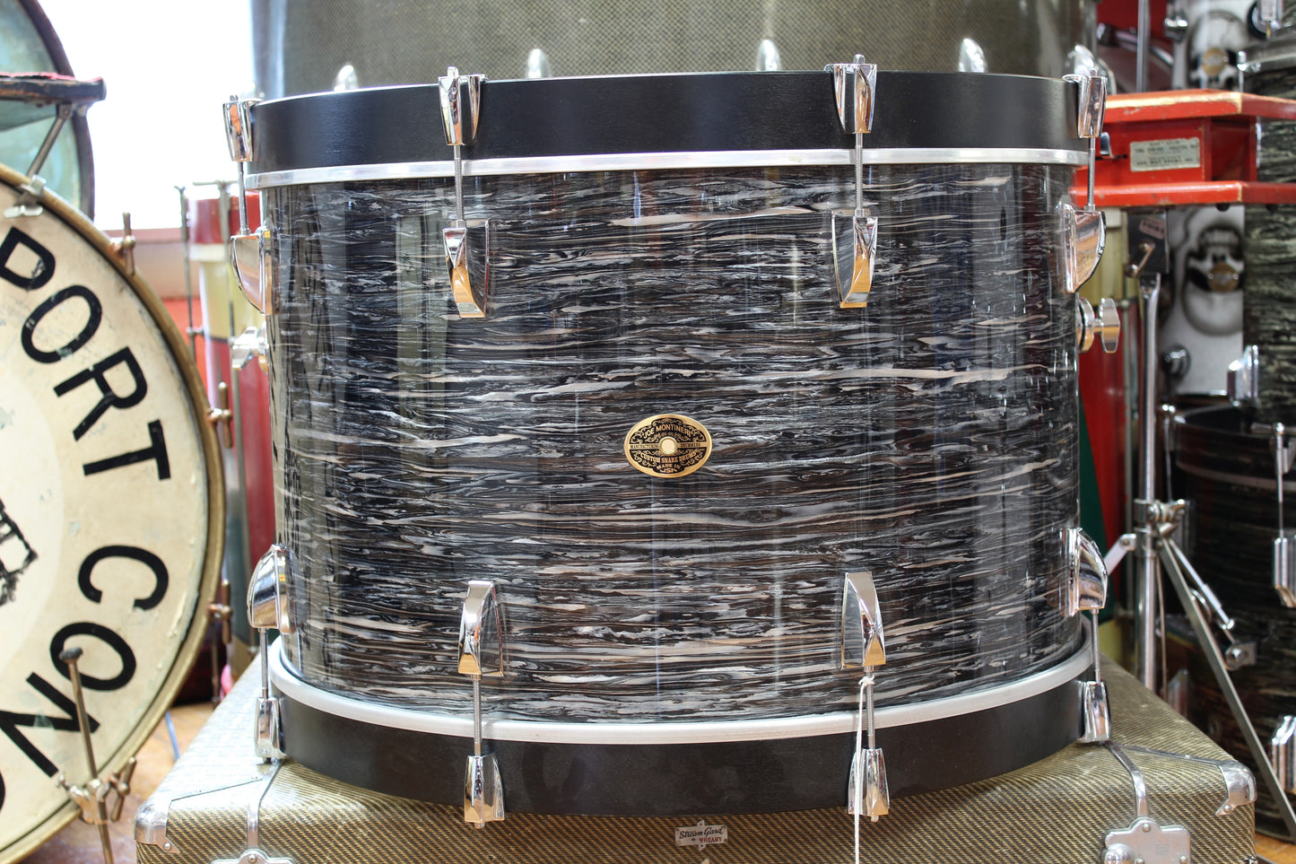 2000's Montineri Customs 14"x"24 Bass Drum in Black Oyster