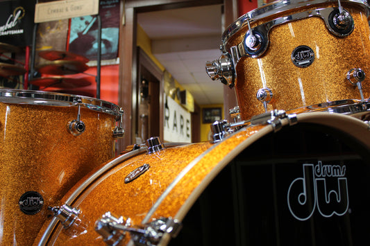 DW Performance Series in Gold Sparkle 14x24 9x13 16x16