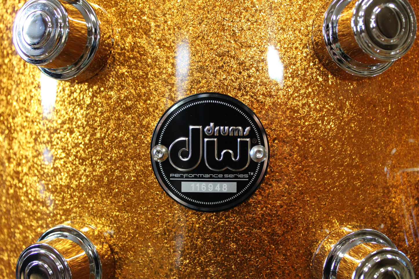 DW Performance Series 8"x14" Snare Drum in Gold Sparkle