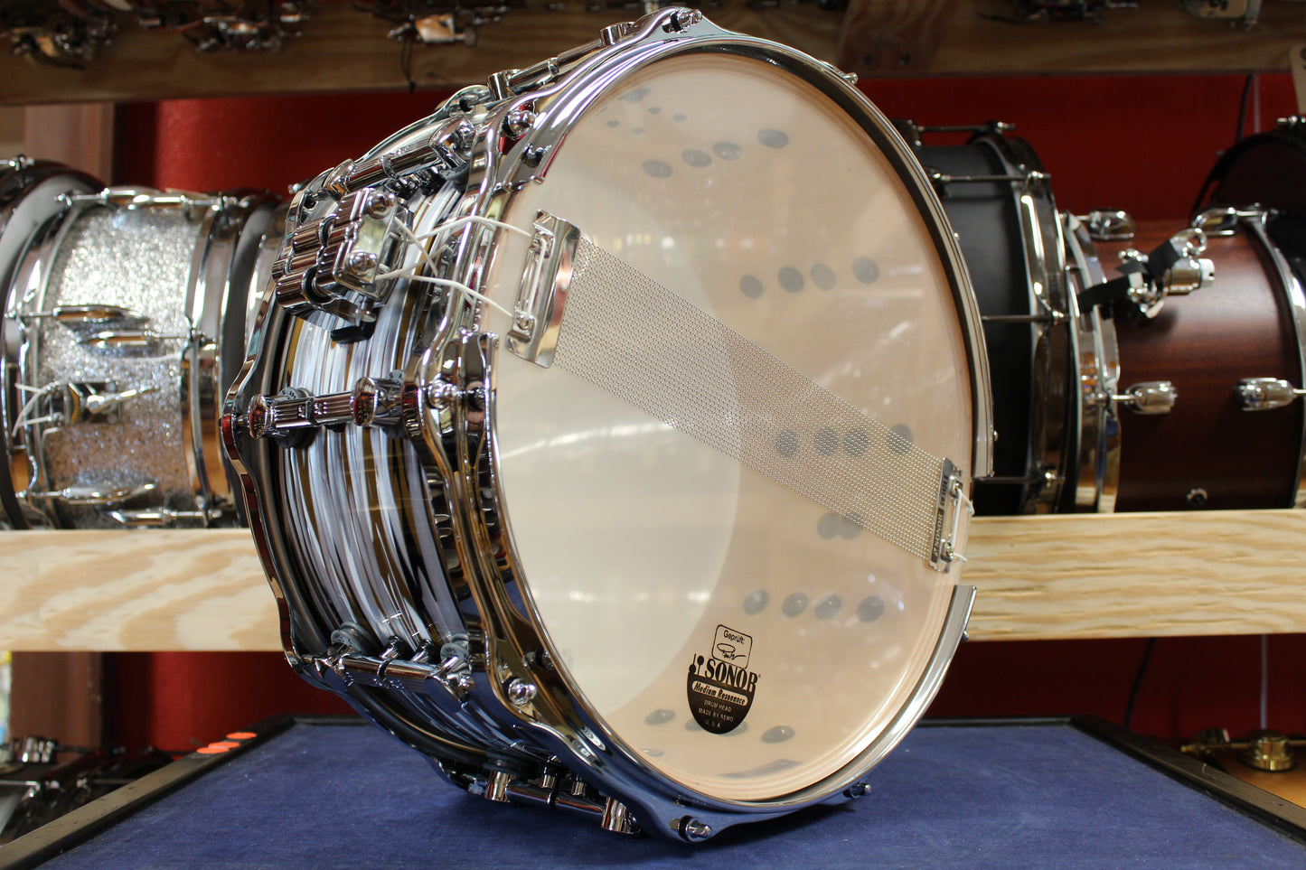 Sonor SQ2 Heavy Maple Shell Snare Drum 7"x14" in Gold Oyster