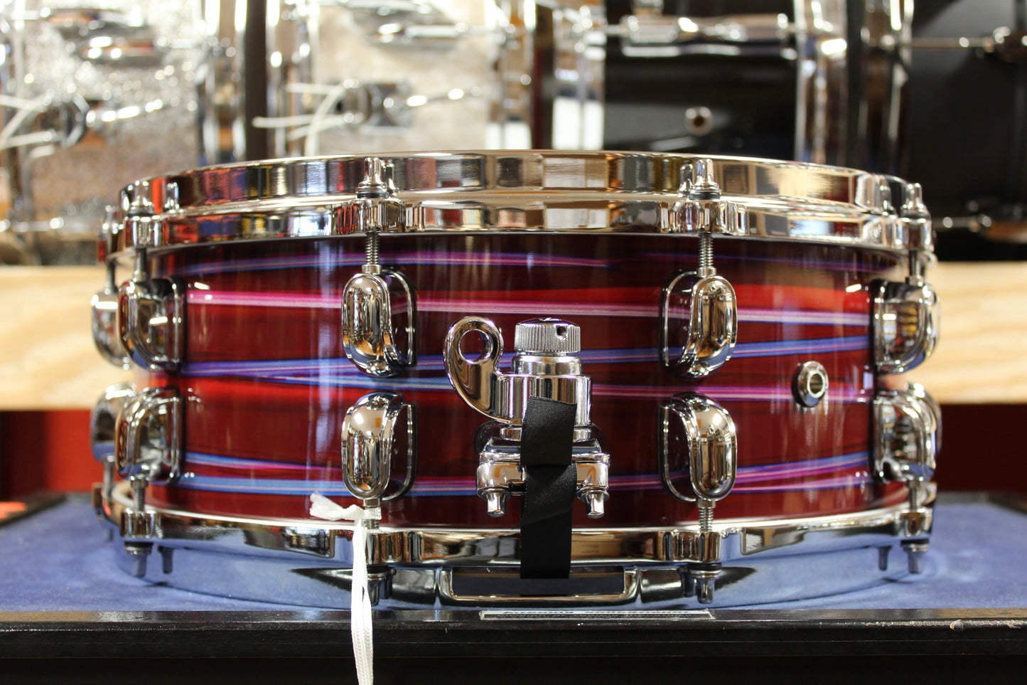 Tama Starclassic 5.5x14 Walnut/Birch Snare Drum in Lacquer Phantasm Oyster