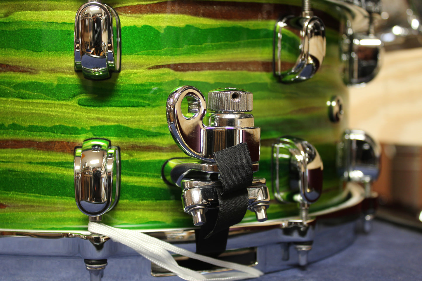 Tama Starclassic 6.5x14 Walnut/Birch Snare Drum in Lacquer Shamrock Oyster