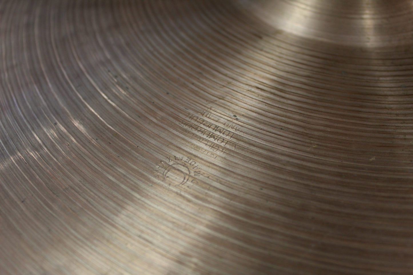 Istanbul Agop 16" Traditional Medium Crash 1000g – Early 2000s