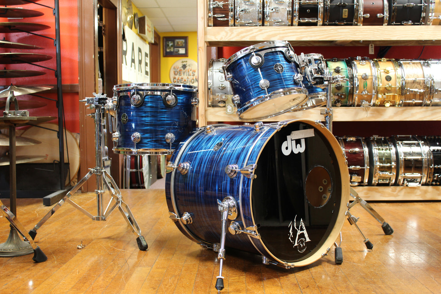 2001 DW Pre-Collectors Series Outfit in Deep Blue Oyster 18x20 8x10 9x12 11x14
