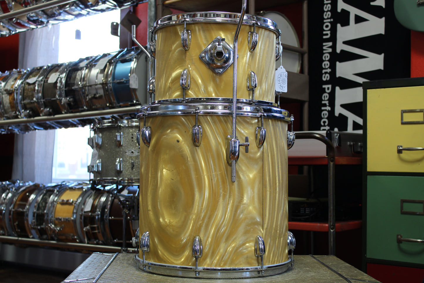 1970s Slingerland Drum kit in Gold Satin Flame Pearl 14x20 16x16 9x13