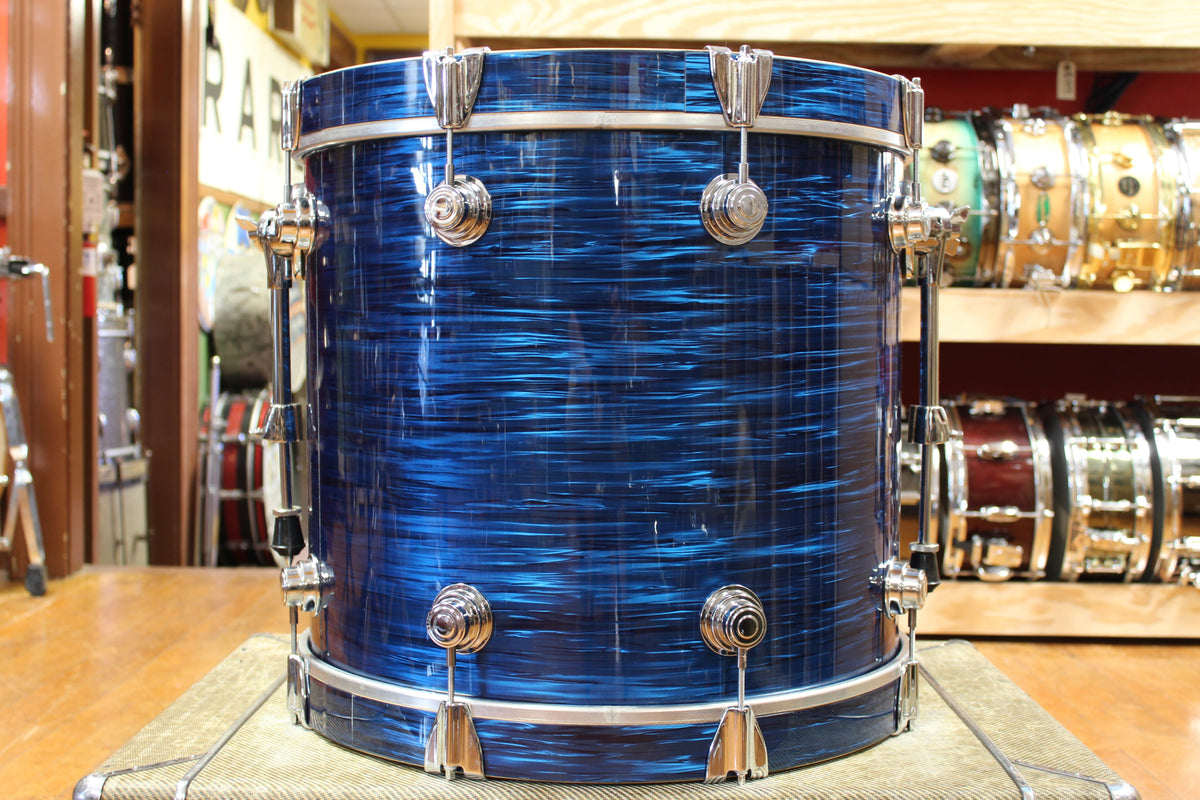 2001 DW Pre-Collectors Series Outfit in Deep Blue Oyster 18x20 8x10 9x12 11x14