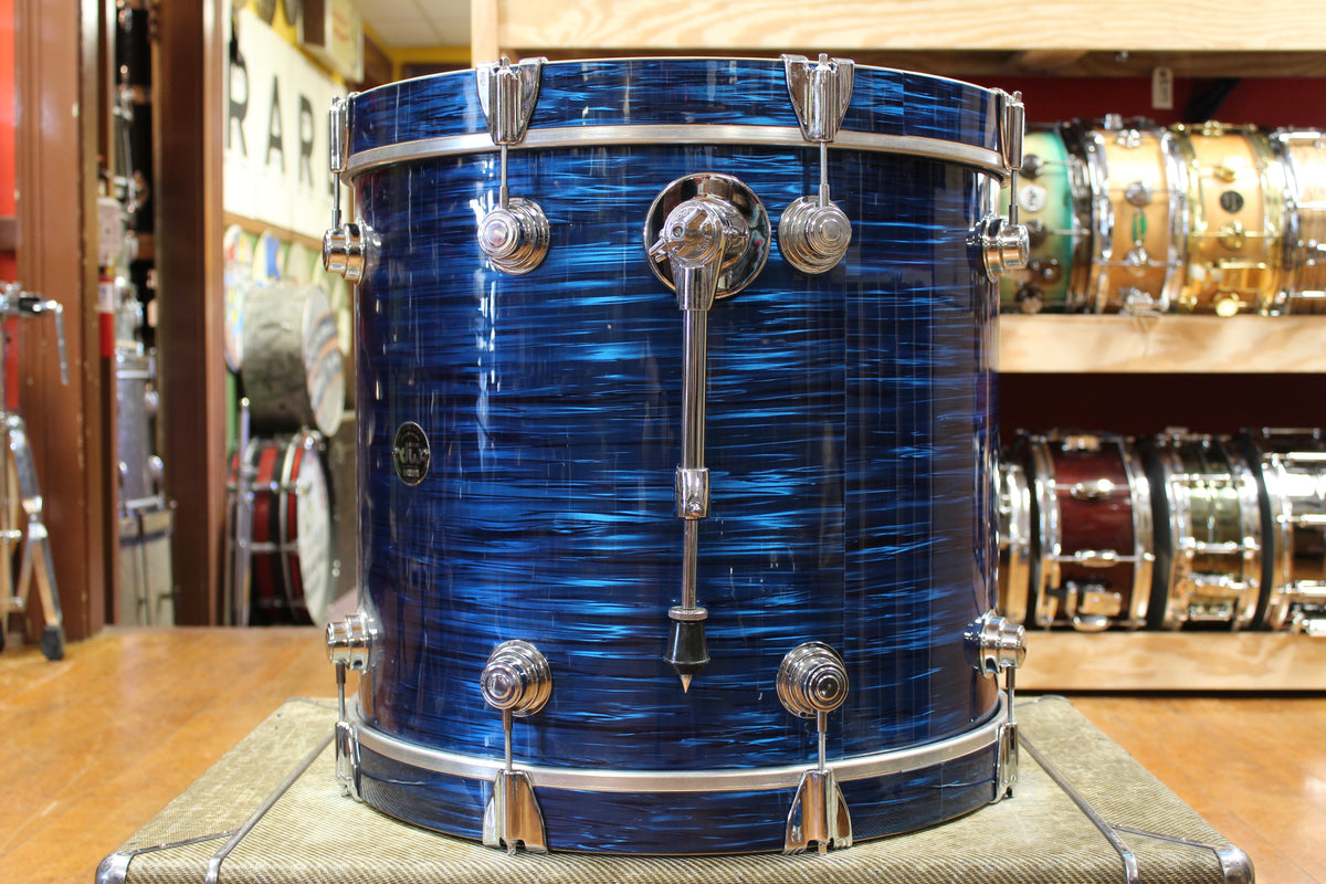 2001 DW Pre-Collectors Series Outfit in Deep Blue Oyster 18x20 8x10 9x12 11x14