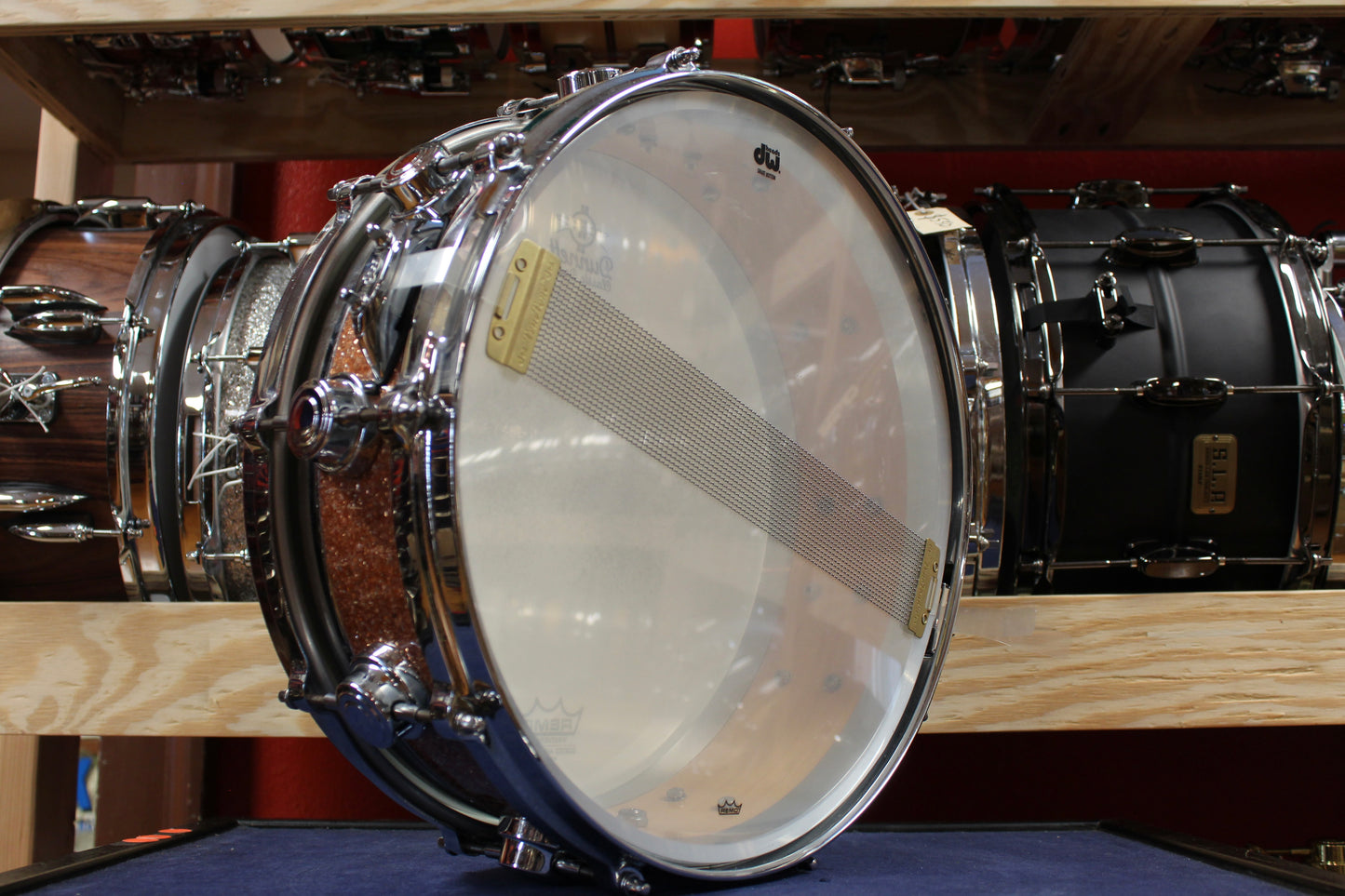 DW 5x14 Edge Series Snare Drum in Champagne Glass Glitter