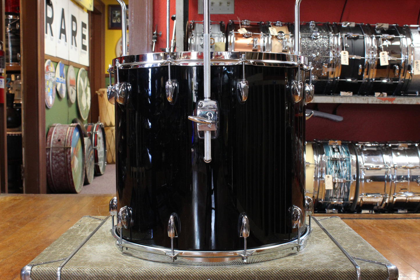 Gretsch 16x18 Renown Floor Tom in Black Lacquer