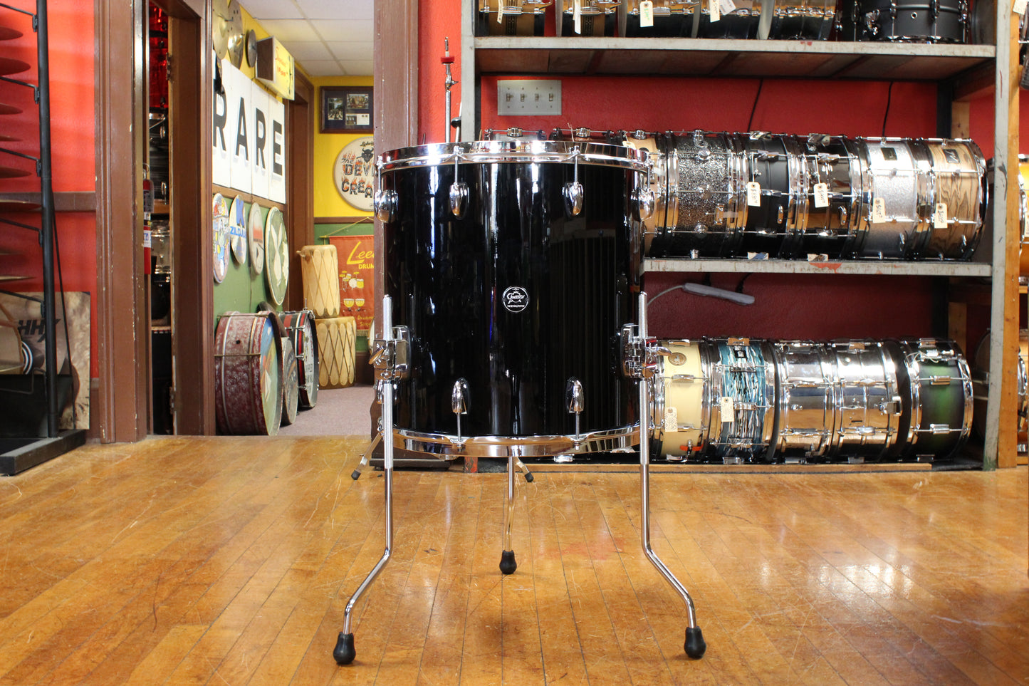 Gretsch 16x16 Renown Floor Tom in Black Lacquer