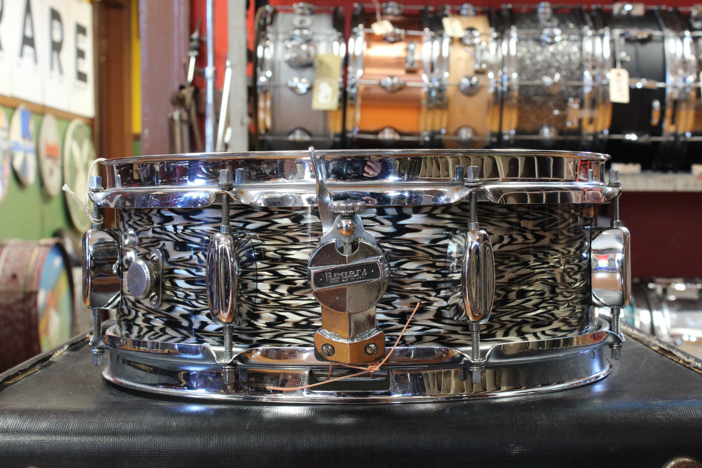 1960s Rogers 5x14 Holiday Snare Drum in Black Onyx