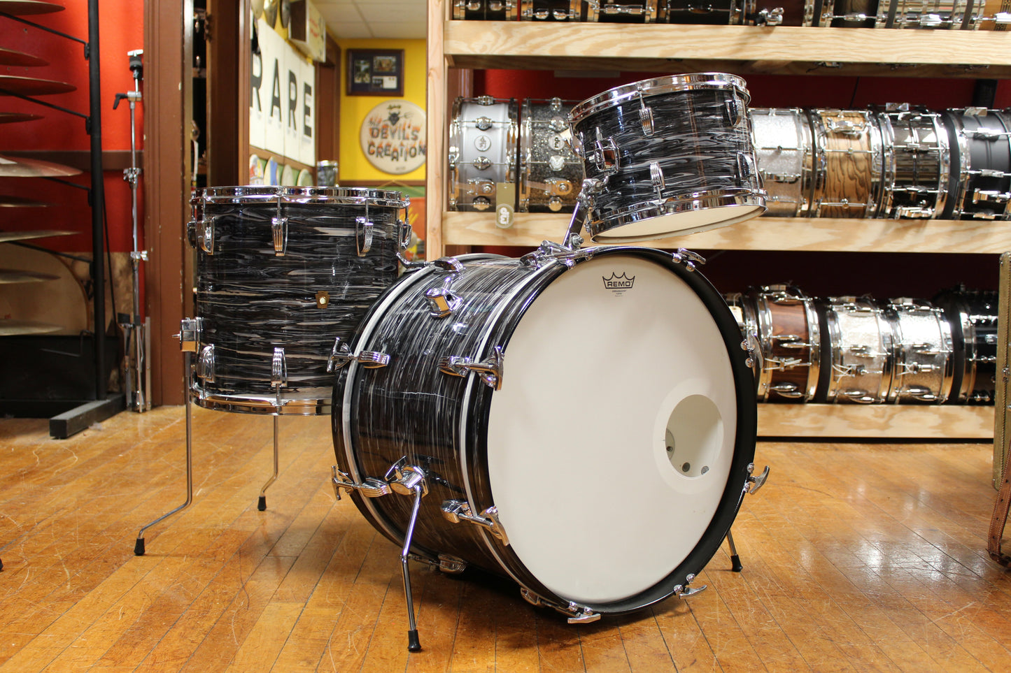Early 1960s Ludwig Downbeat Outfit in Black Oyster Pearl (Rewrap) 14x20 8x12 14x14