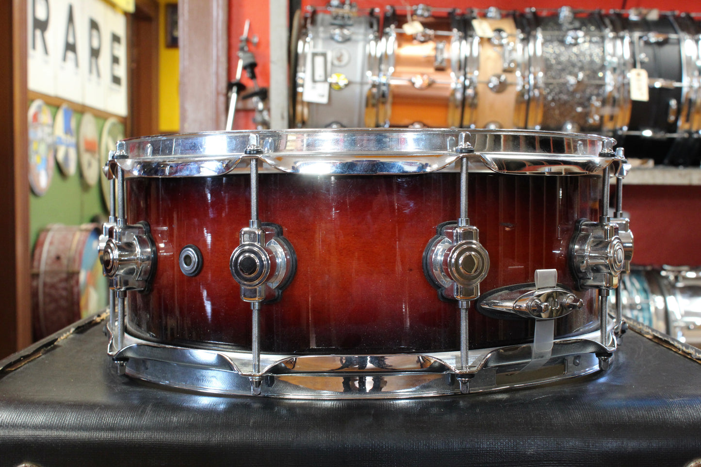 DW 5.5x14 Design Series Snare Drum in Tobacco Fade