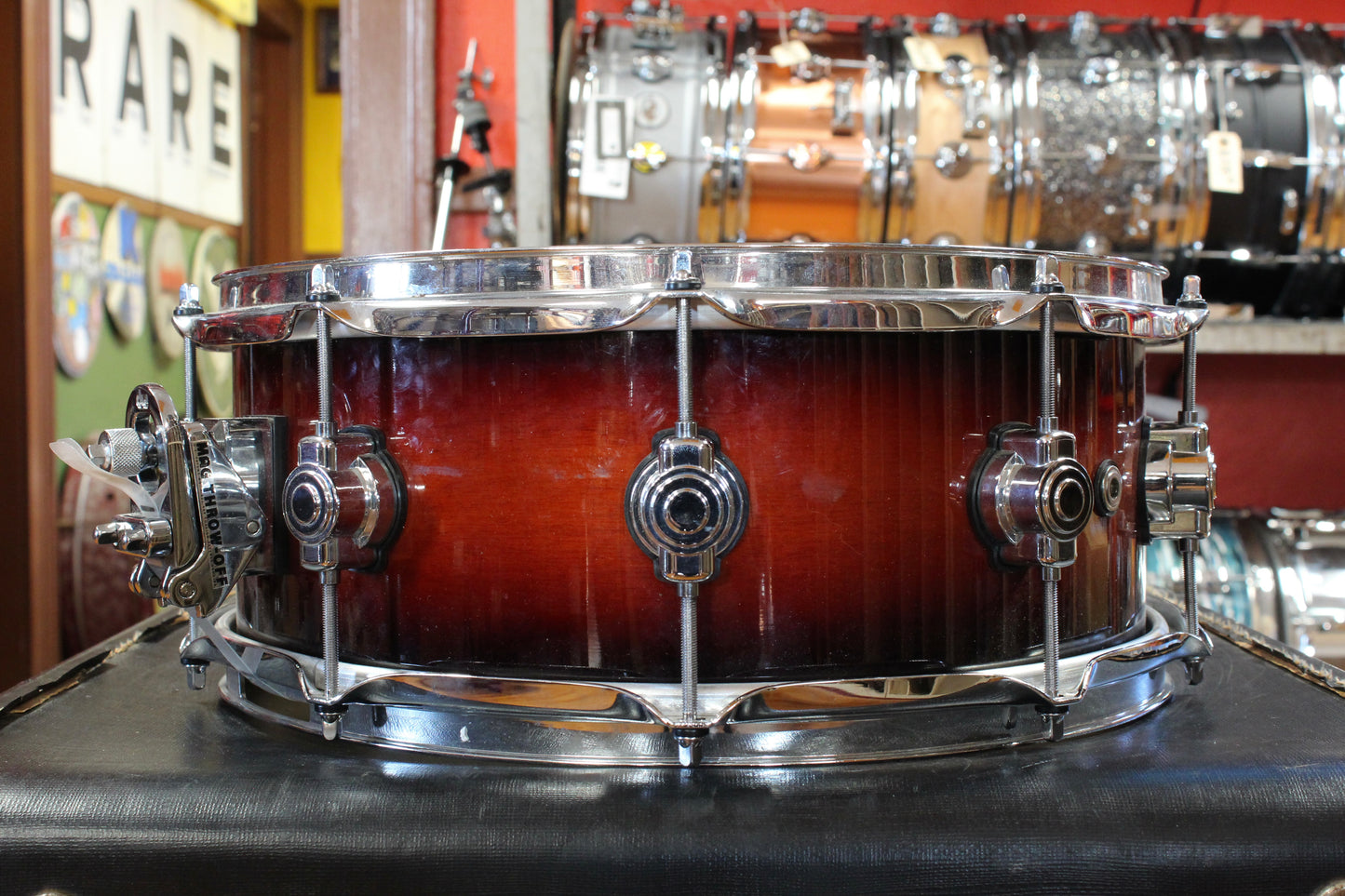 DW 5.5x14 Design Series Snare Drum in Tobacco Fade