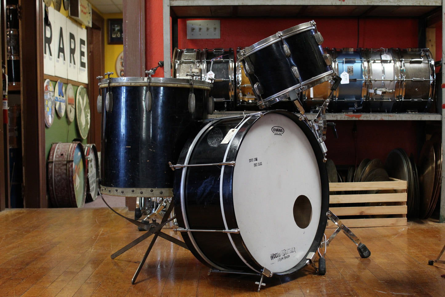 1930's Slingerland Radio King Outfit in Black Lacquer 9x22 8x12 16x16