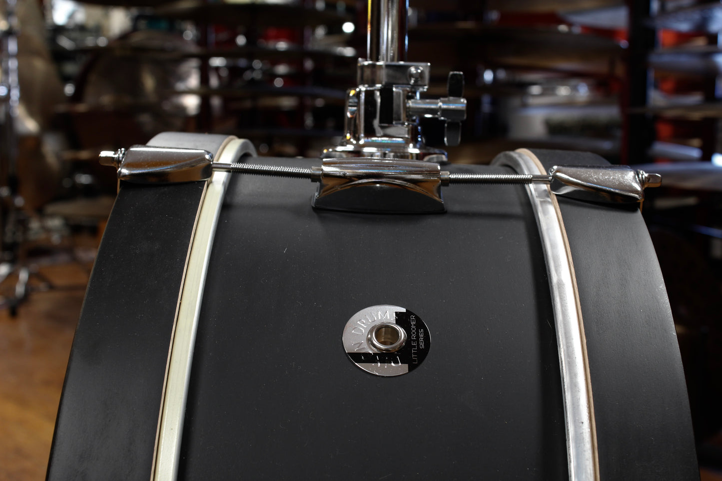 Dixon Little Roomer 7x20 Bass Drum - Black Coal Satin