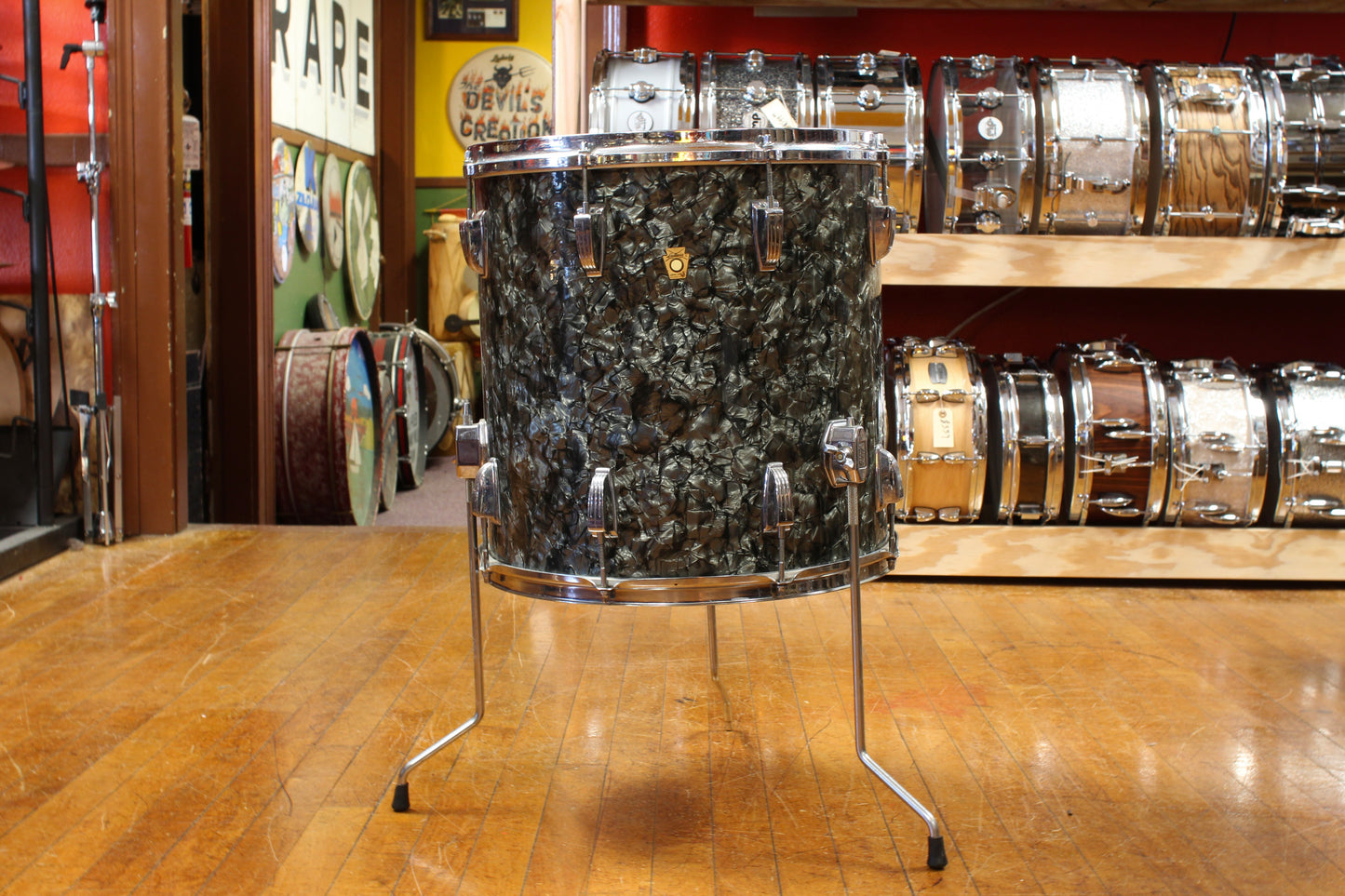 1960s Ludwig Super Classic Outfit in Black Diamond Pearl 14x22 9x13 16x16