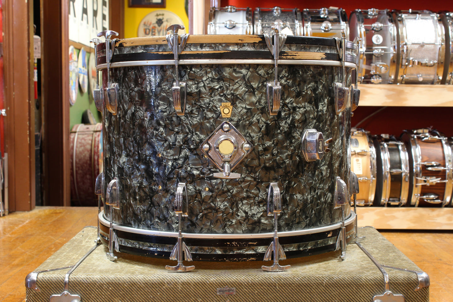 1960s Ludwig Super Classic Outfit in Black Diamond Pearl 14x22 9x13 16x16