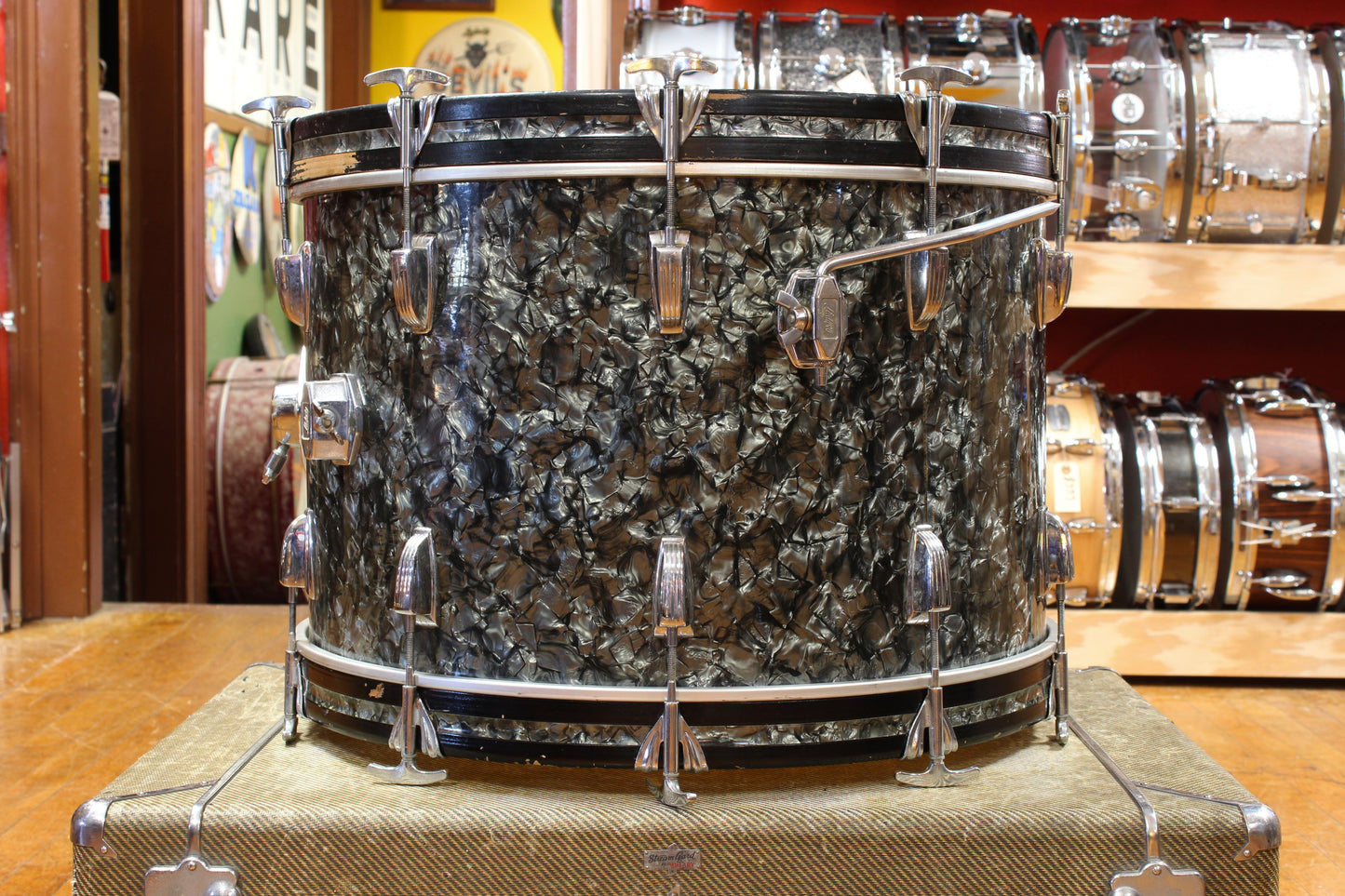 1960s Ludwig Super Classic Outfit in Black Diamond Pearl 14x22 9x13 16x16