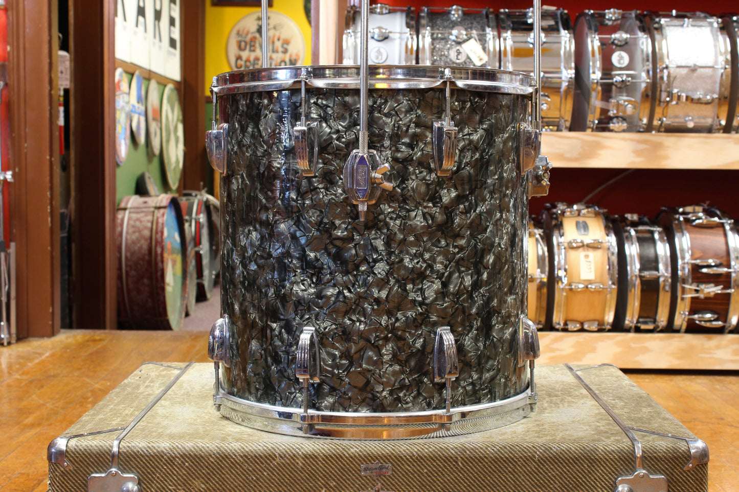 1960s Ludwig Super Classic Outfit in Black Diamond Pearl 14x22 9x13 16x16