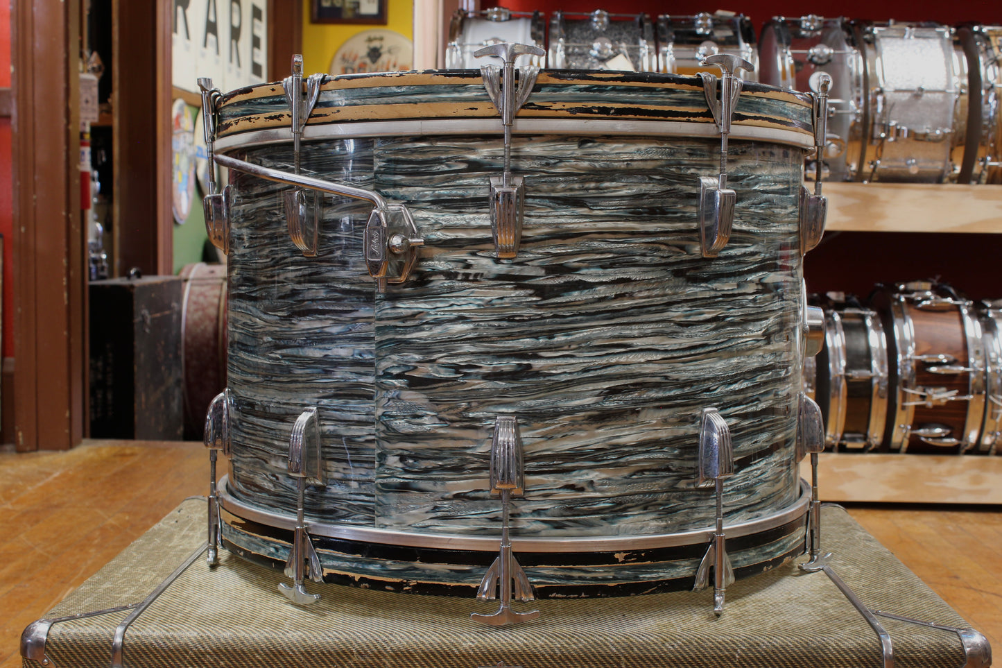 1960s Ludwig Super Classic Outfit in Blue Oyster Pearl 14x22 9x13 16x16