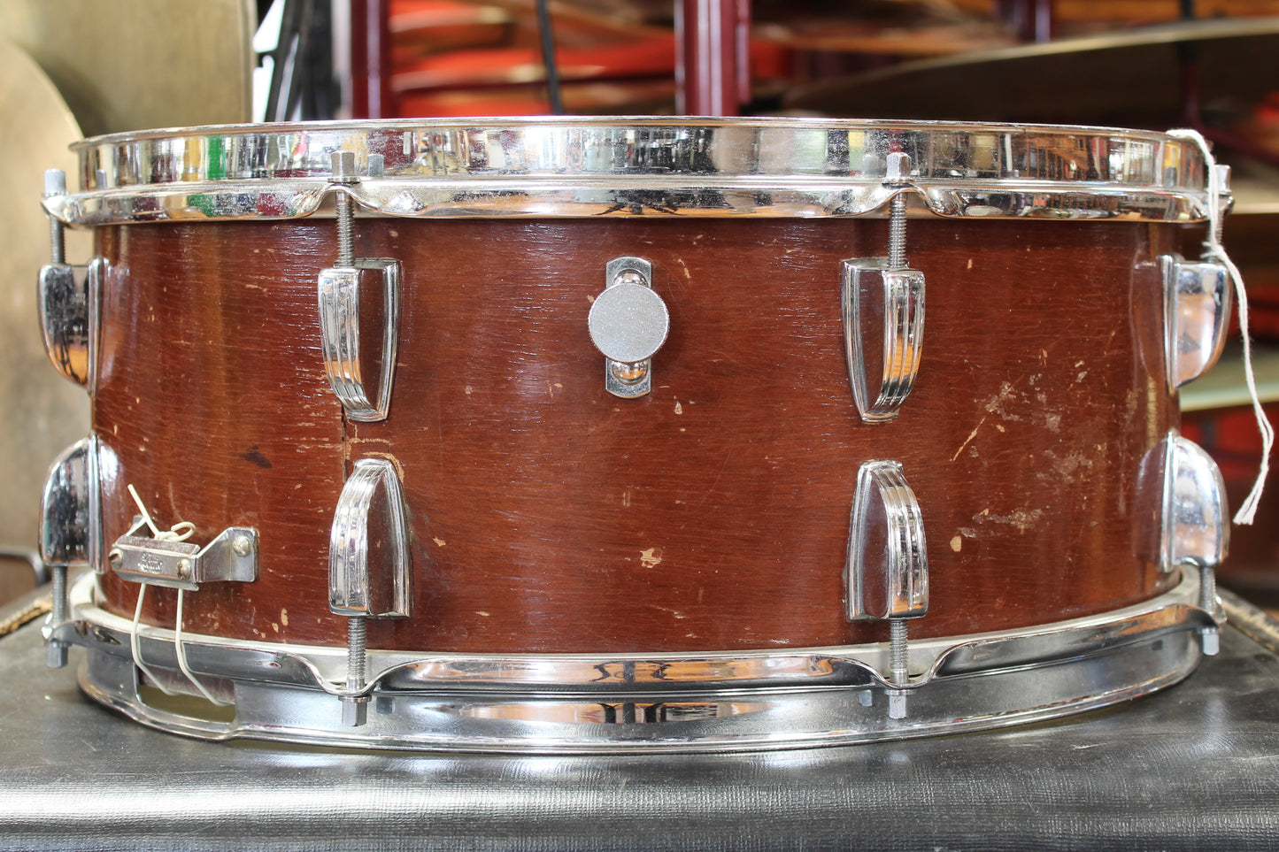 1960's Ludwig 6.5"x15" Snare drum in Mahogany Lacquer