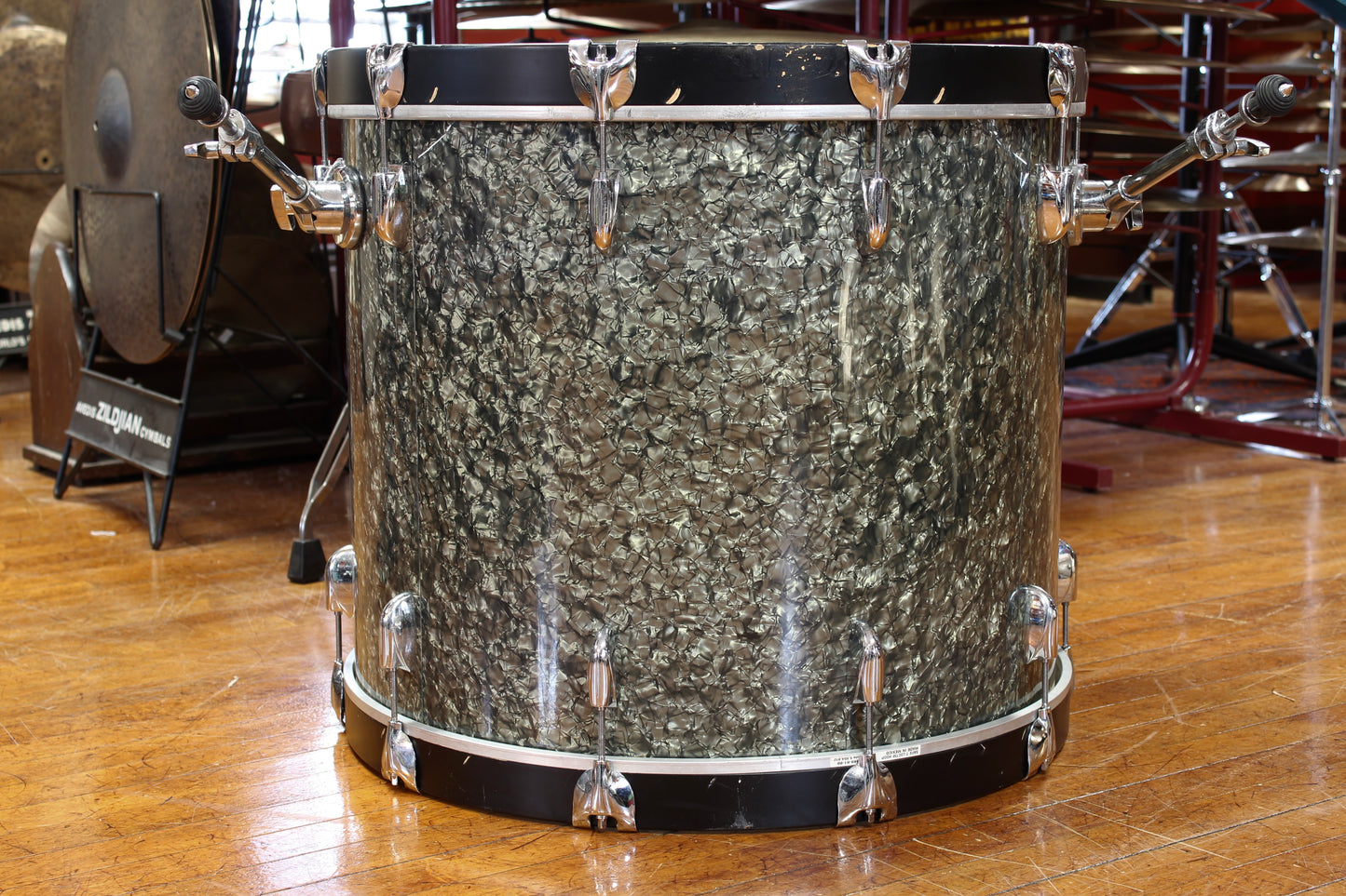 2008 Gretsch USA Custom 20"x24" Bass Drum in Black Diamond Pearl