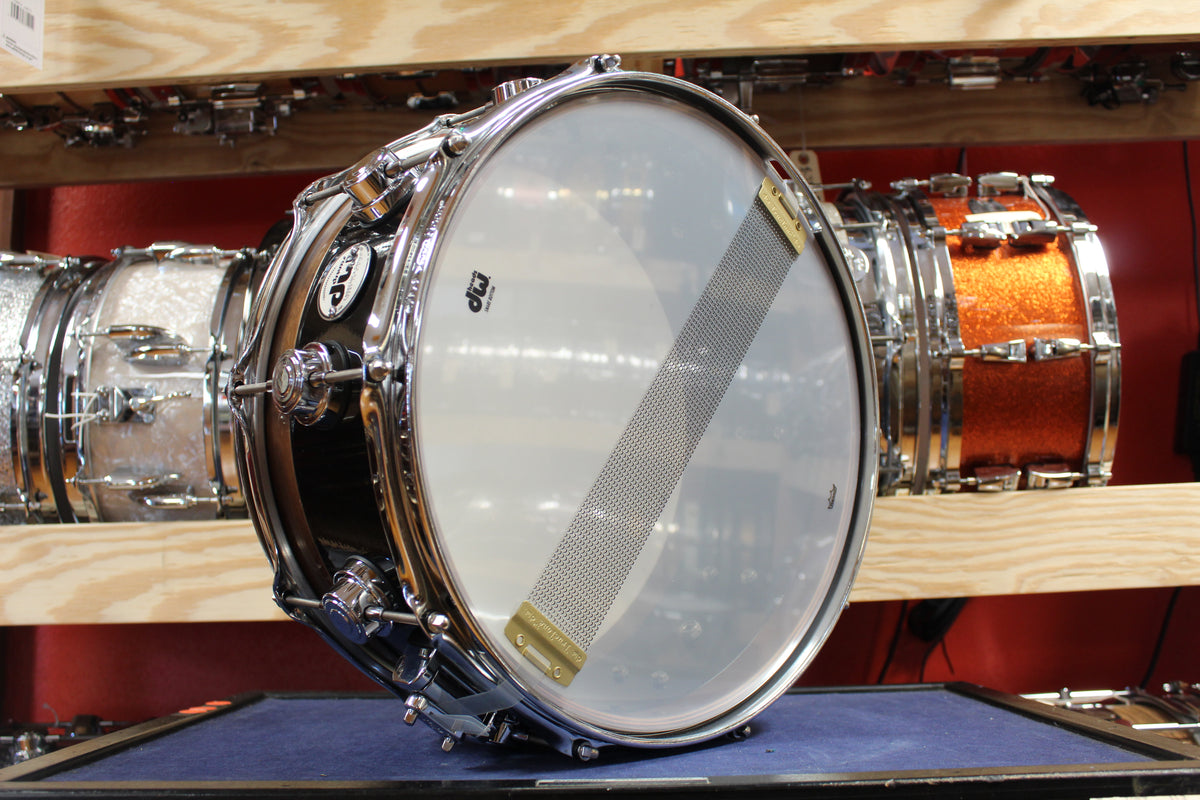 DW 6x14 Collector's Series Walnut/Aluminum Reverse Edge Snare Drum