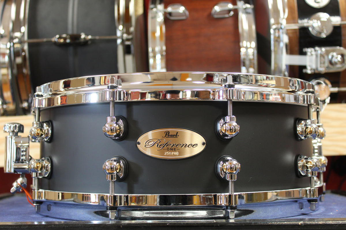 Pearl Reference One 5"x14" Snare Drum in Matte Black
