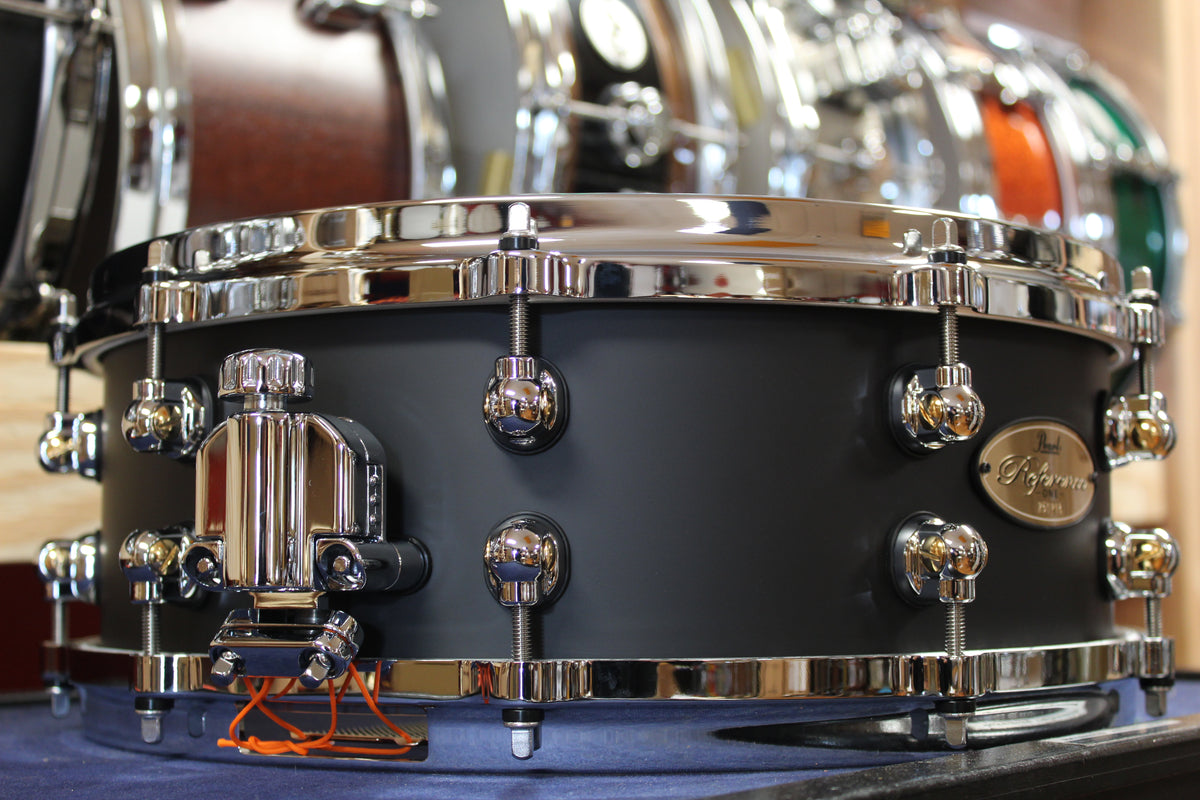 Pearl Reference One 5"x14" Snare Drum in Matte Black